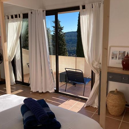 Villa Les Ecureuils Fréjus Eksteriør billede