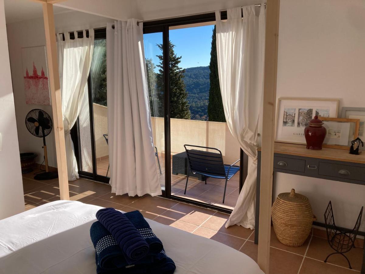 Villa Les Ecureuils Fréjus Eksteriør billede